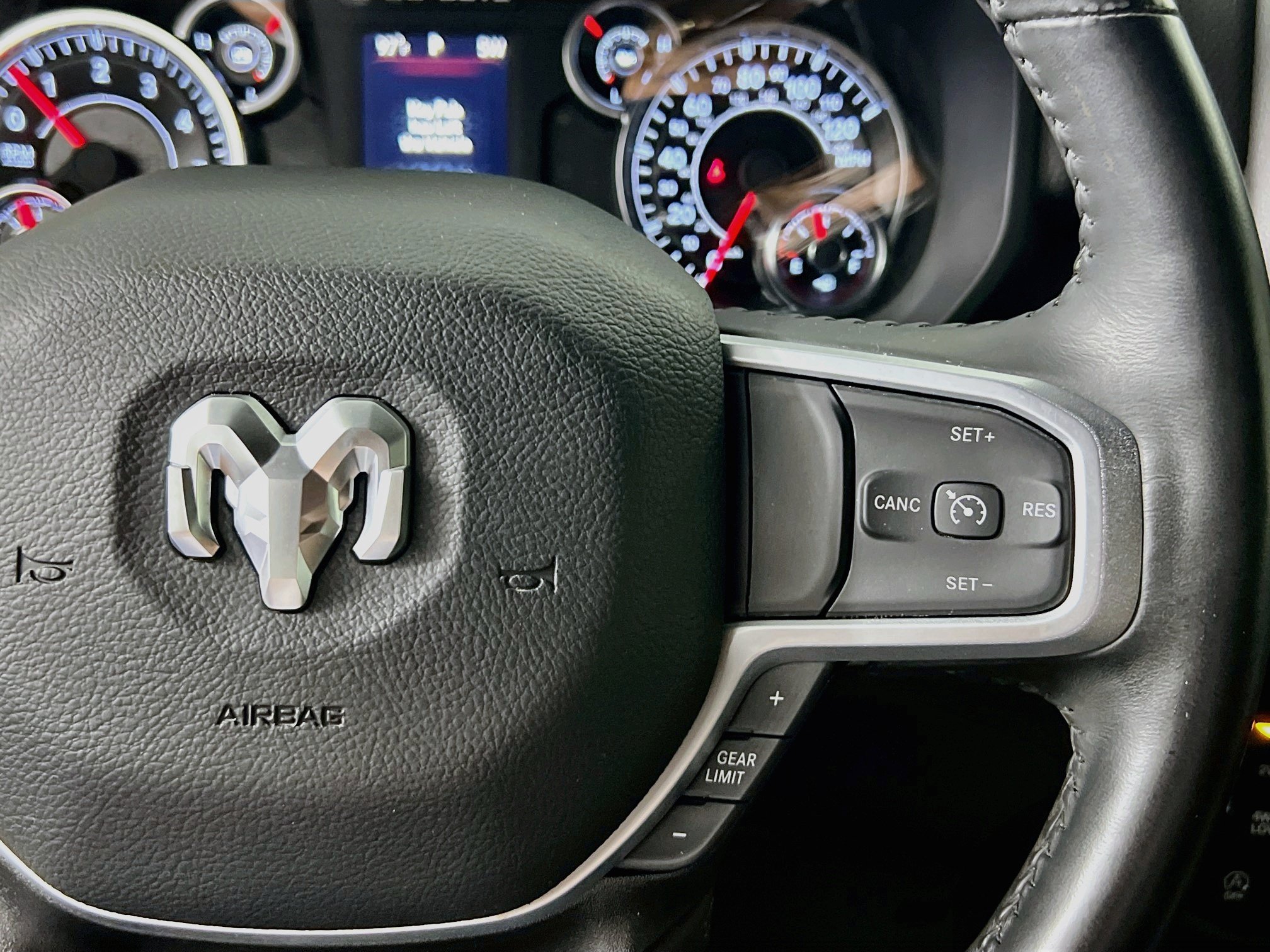 Used 2023 RAM 1500 Big Horn AWD/4WD image 19