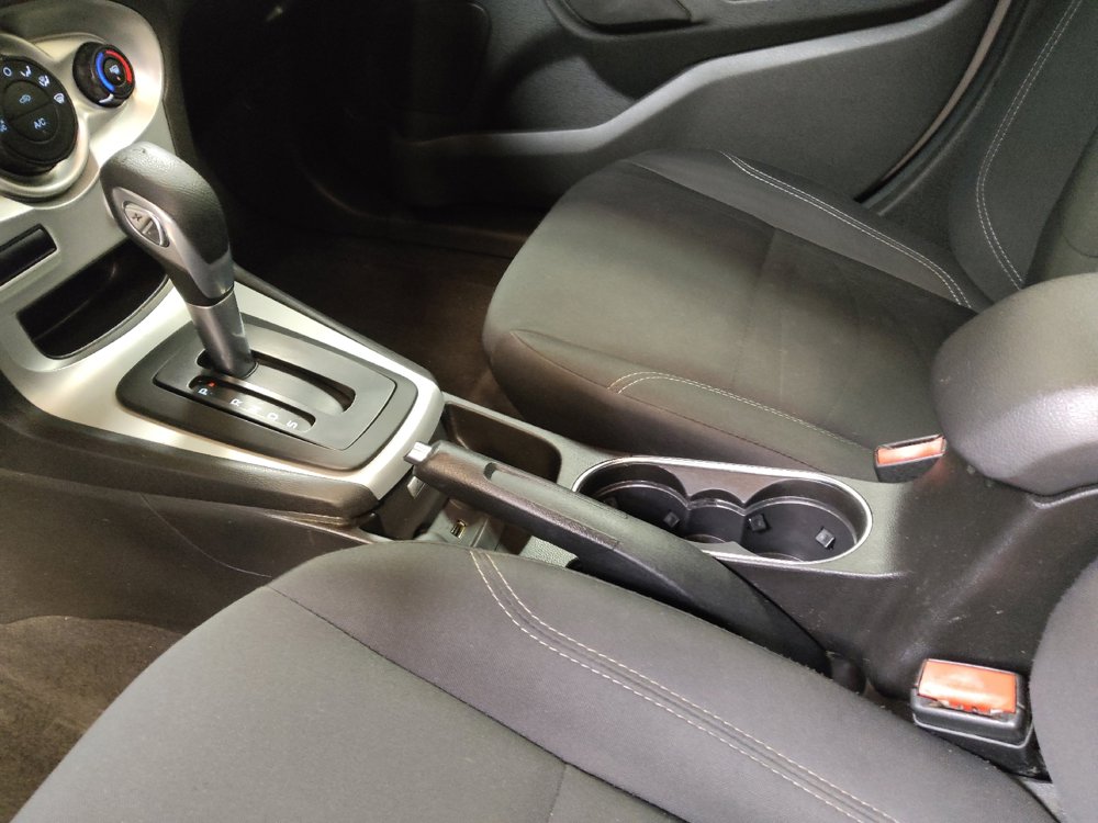 Used 2019 Ford Fiesta SE FWD image 26