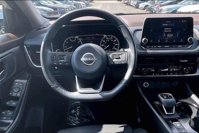 Used 2023 Nissan Rogue SV w/ SV Premium Package AWD/4WD image 4