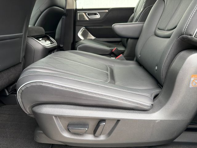 Used 2025 INFINITI QX80 Sensory AWD/4WD image 40
