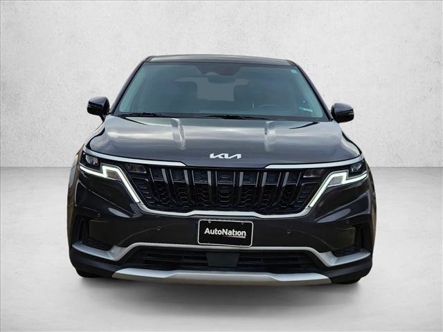 Used 2024 Kia Carnival EX FWD image 2