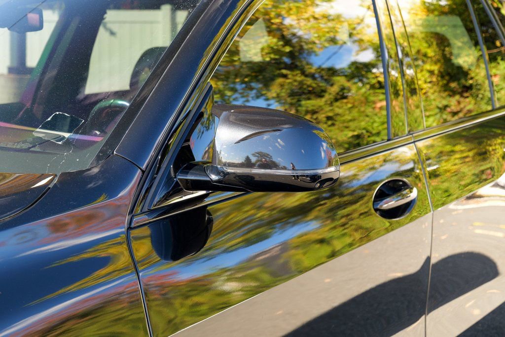 Used 2024 BMW X5 M60i w/ Executive Package image 11