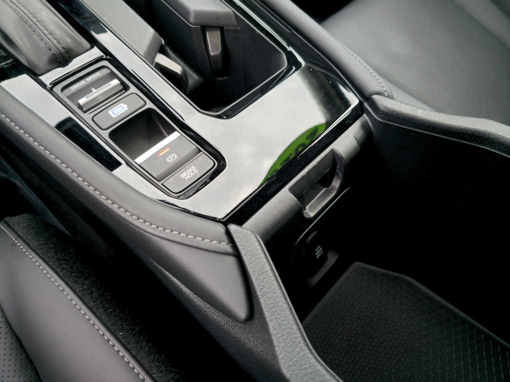 Used 2023 Honda Accord Touring image 38
