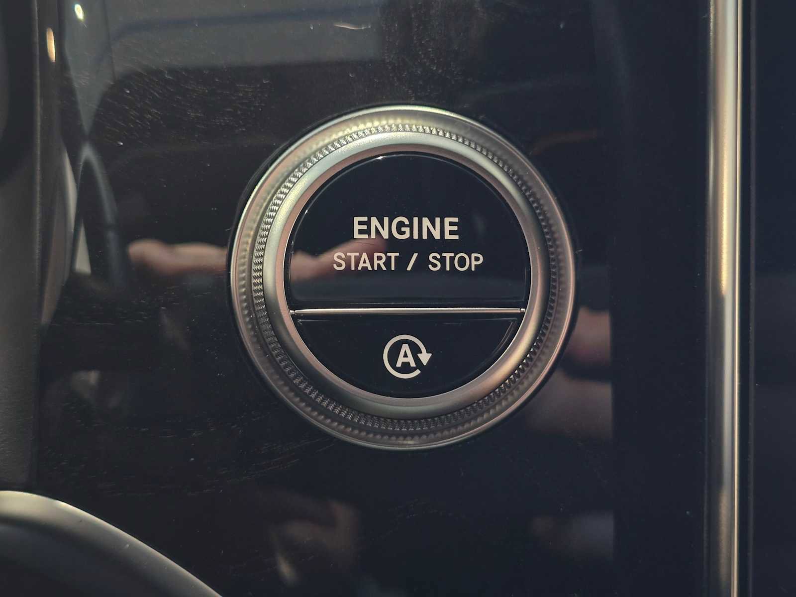 Used 2026 Mercedes-Benz GLC 300 image 34