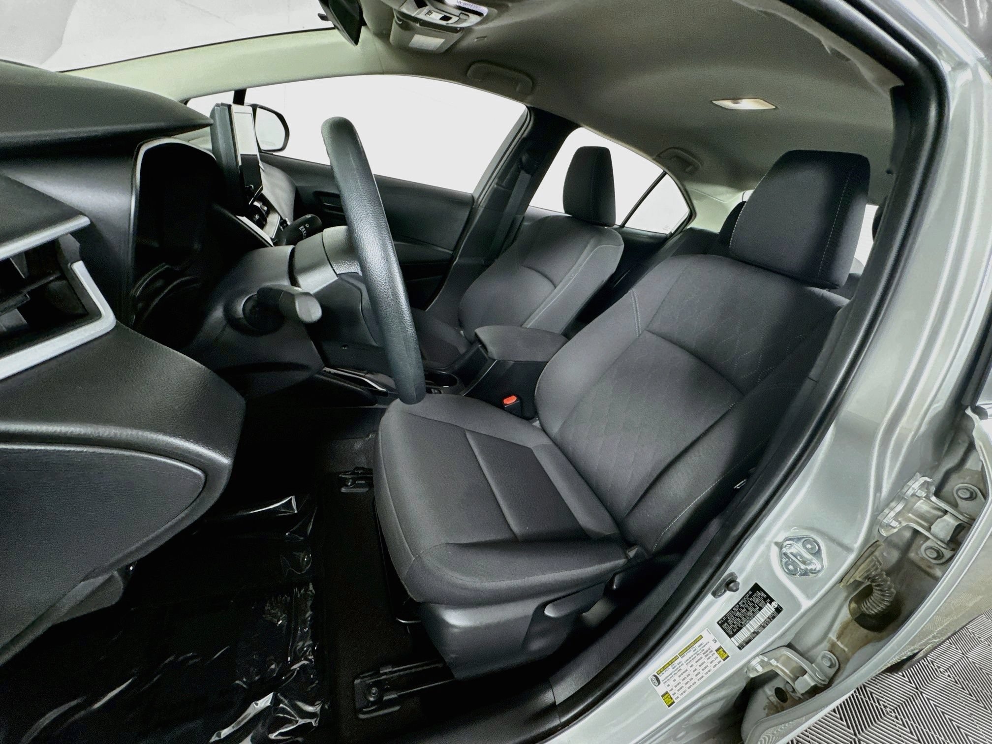Certified 2025 Toyota Corolla LE FWD image 12