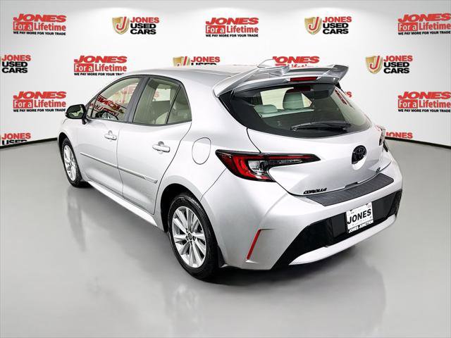 Certified 2025 Toyota Corolla SE FWD image 2