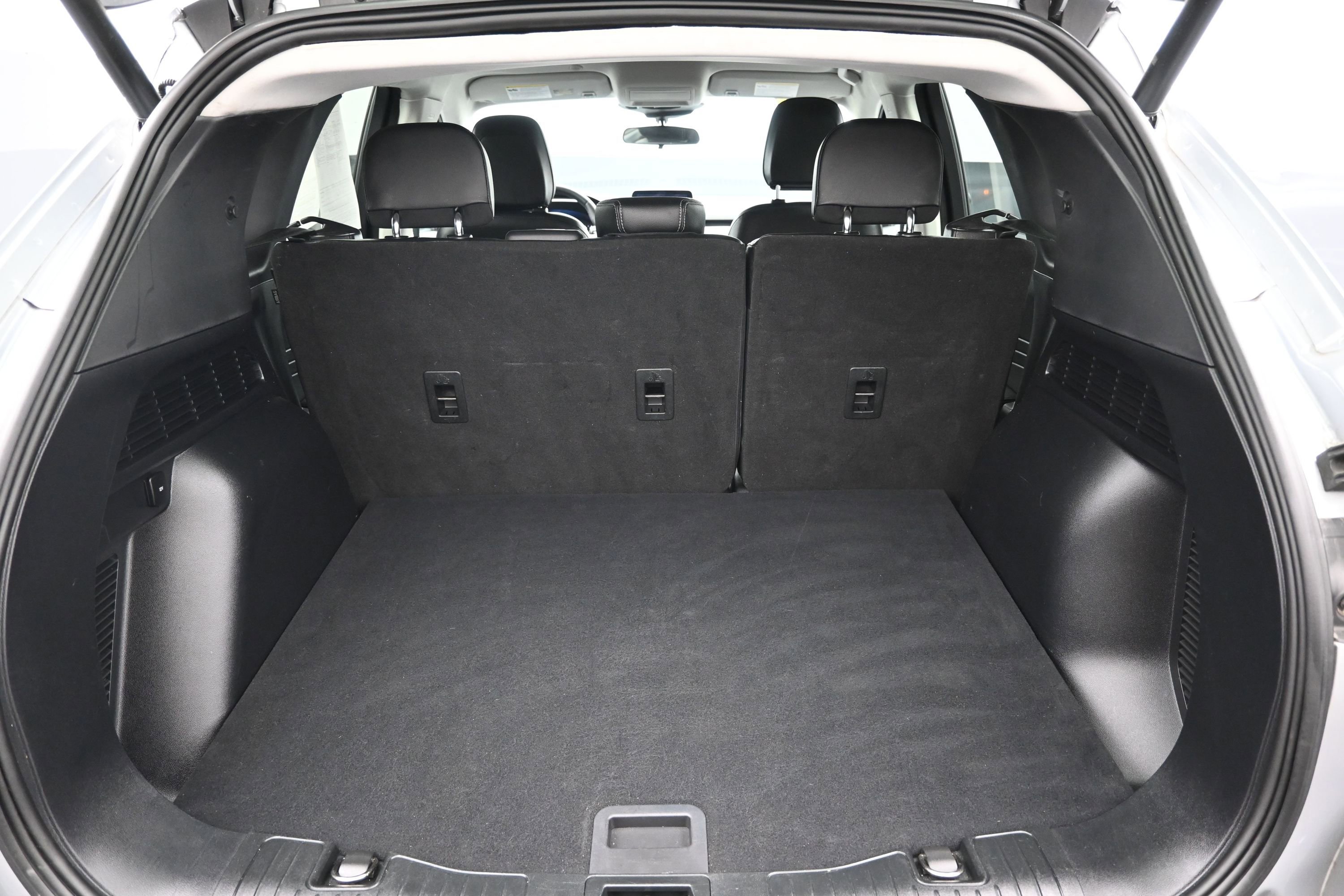 Used 2022 Ford Escape SEL FWD image 22