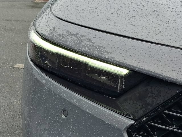 Used 2023 Honda Accord Touring image 9