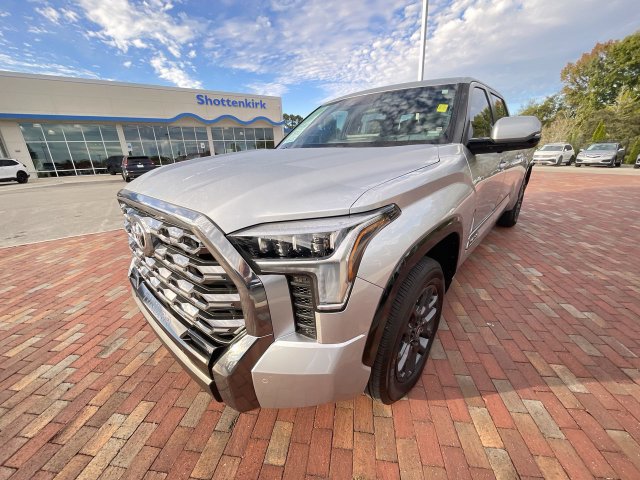 Used 2026 Toyota Tundra Platinum AWD/4WD image 25