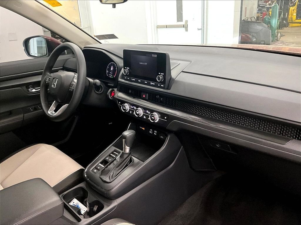 Used 2025 Honda CR-V EX image 14