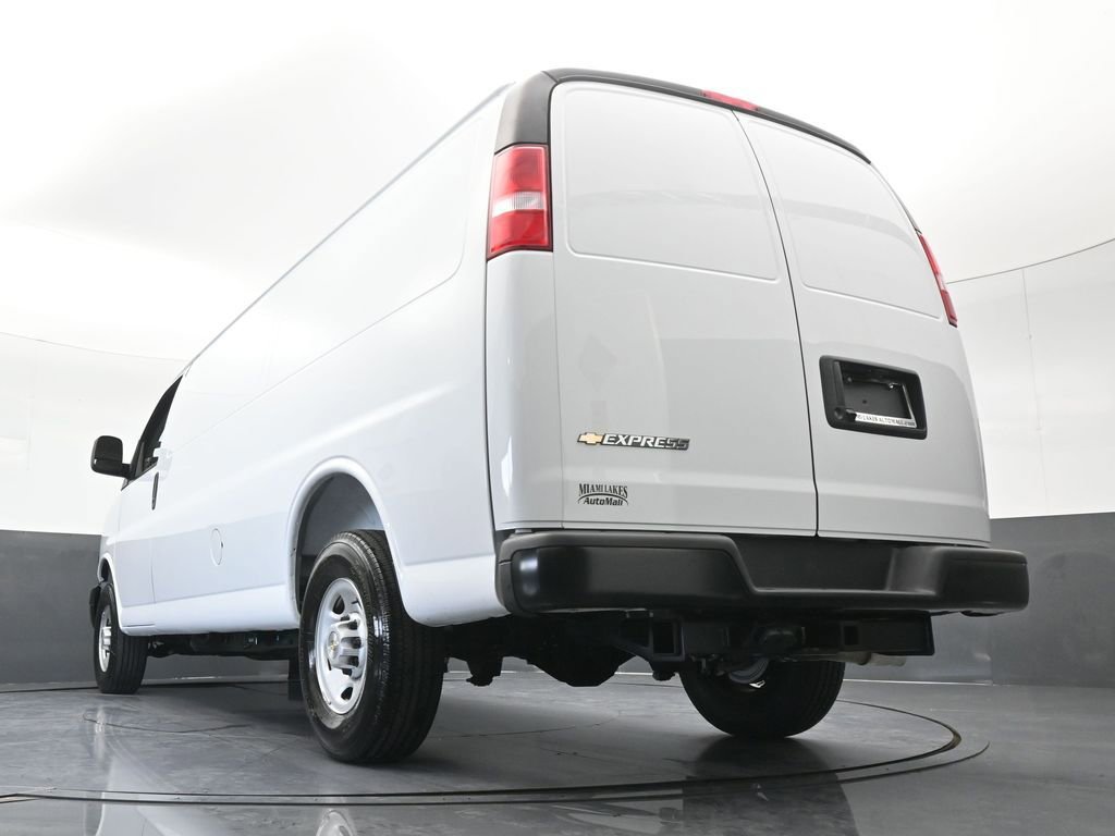 New 2026 Chevrolet Express 2500 Extended w/ Driver Convenience Package RWD image 49