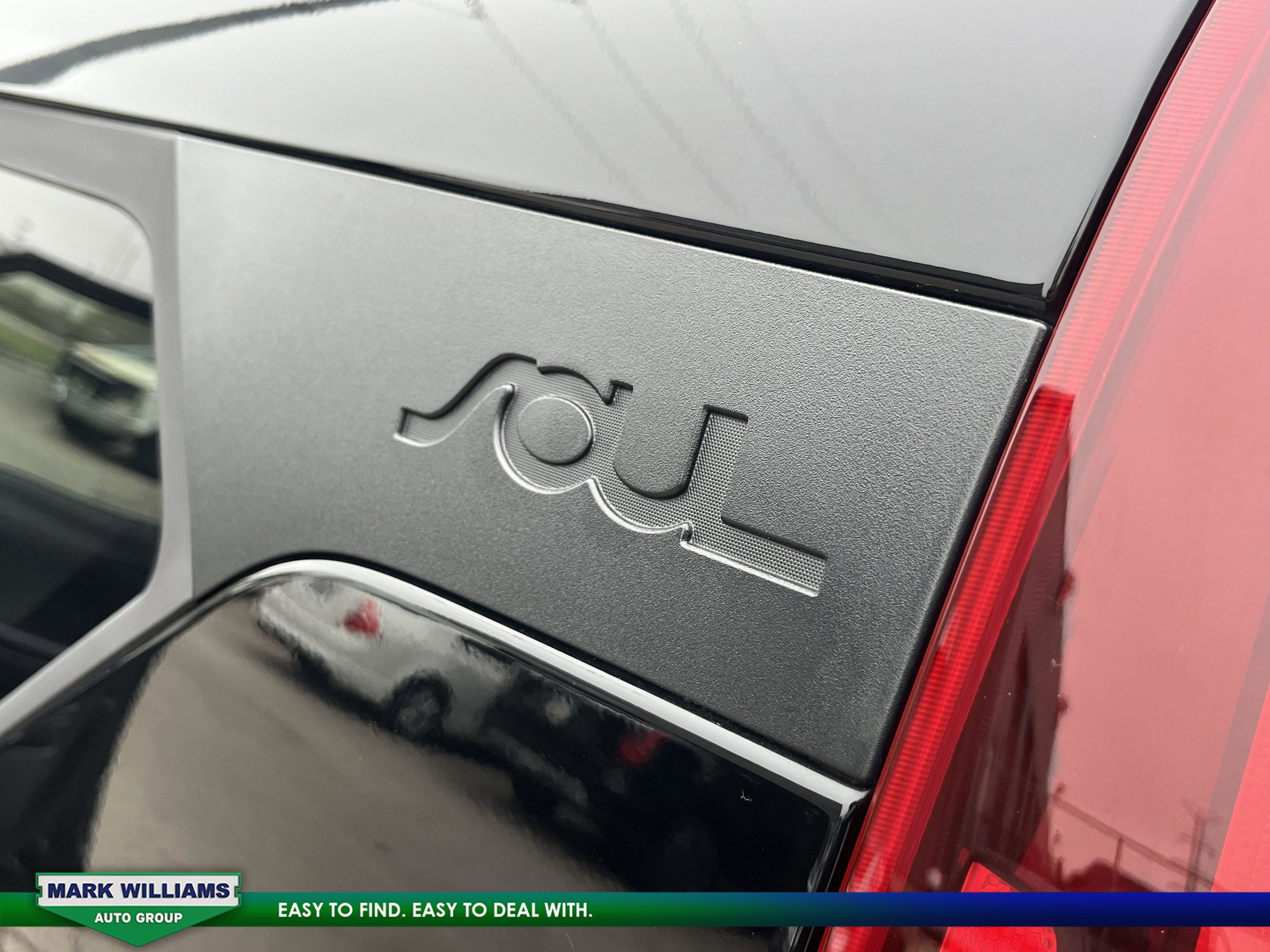 Used 2021 Kia Soul GT-Line image 12