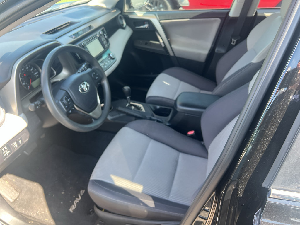 Used 2014 Toyota RAV4 XLE FWD image 14