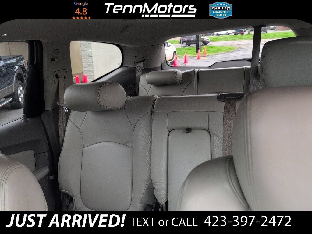 Used 2011 Chevrolet Traverse LT w/ LPO, 'HIT The Road' Package FWD image 12