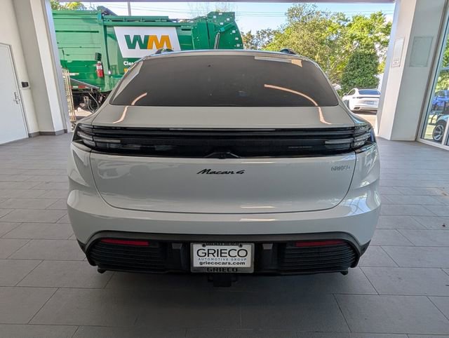 Used 2024 Porsche Macan 4 Electric image 12