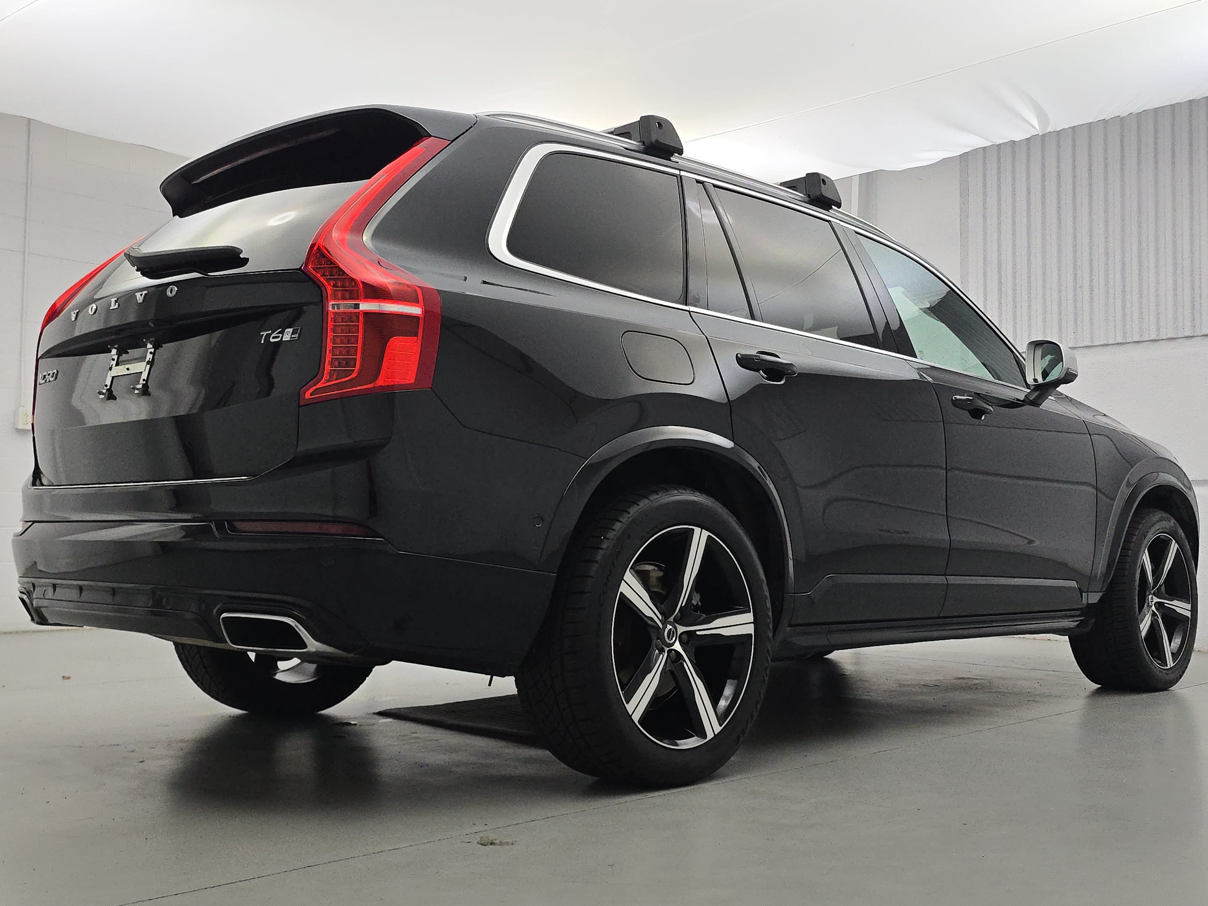 Used 2019 Volvo XC90 T6 R-Design w/ Advanced Package AWD/4WD image 7