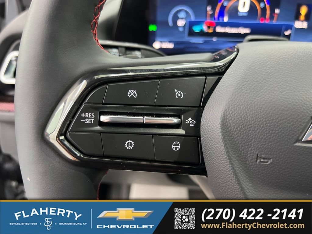 Used 2026 Chevrolet Traverse RS FWD image 26