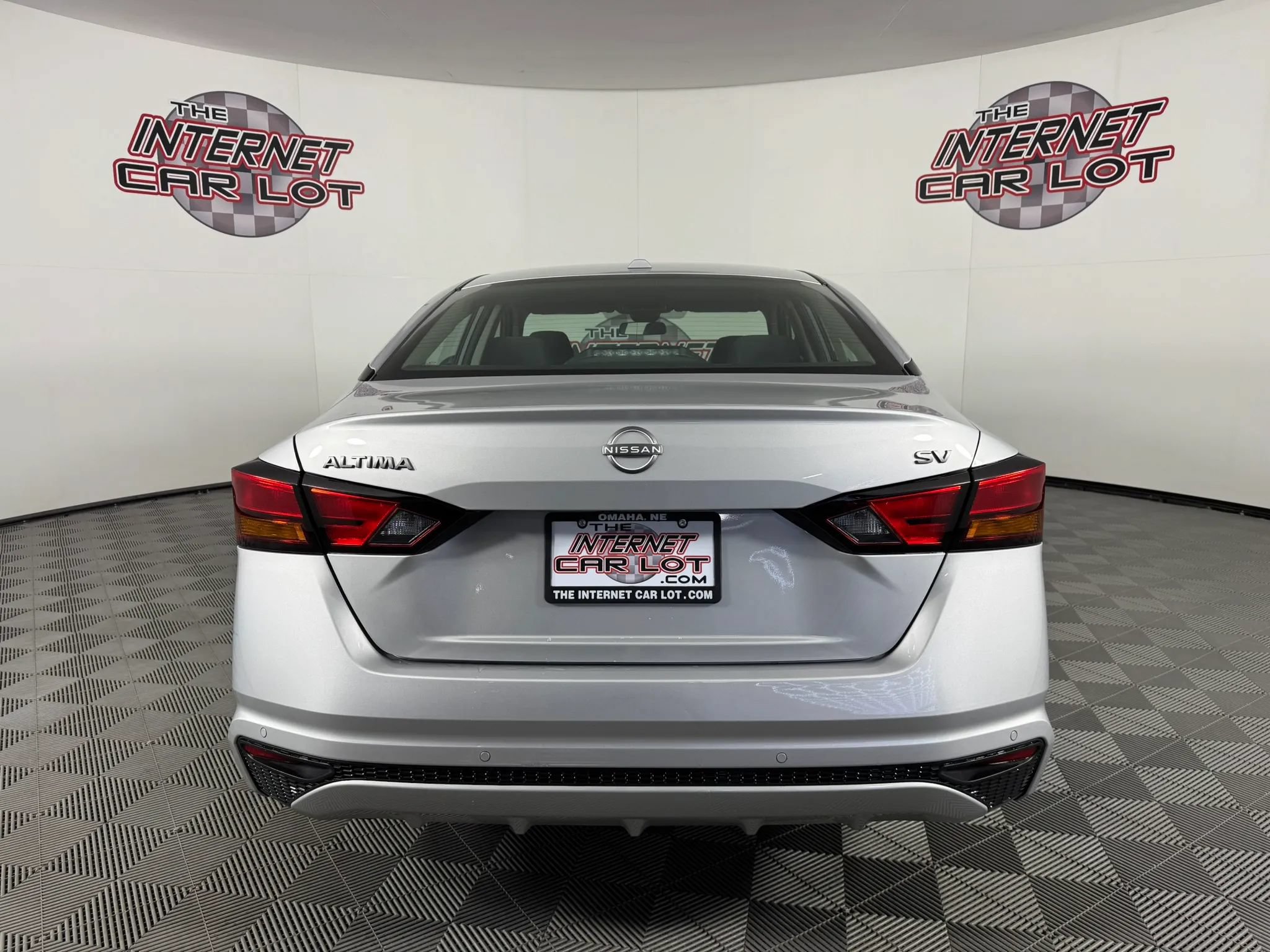 Used 2024 Nissan Altima 2.5 SV FWD image 6