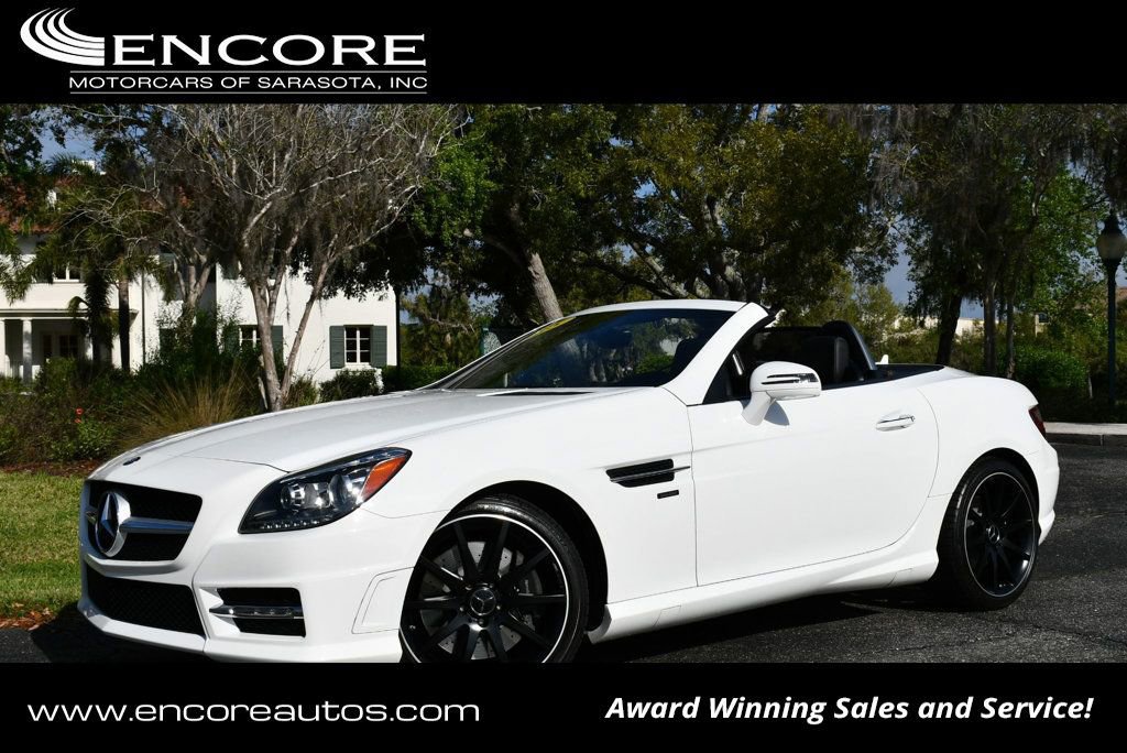 Used 2015 Mercedes-Benz SLK 350 image 1