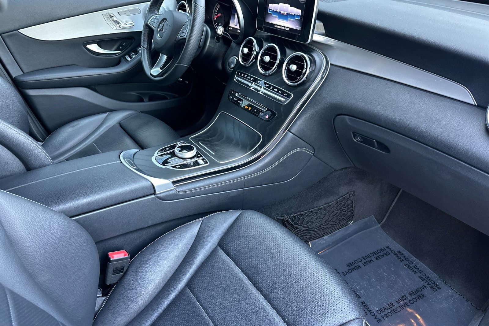 Used 2019 Mercedes-Benz GLC 350e 4MATIC image 20