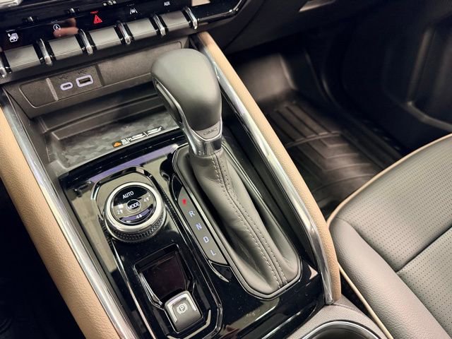Certified 2025 GMC Canyon Denali AWD/4WD image 18