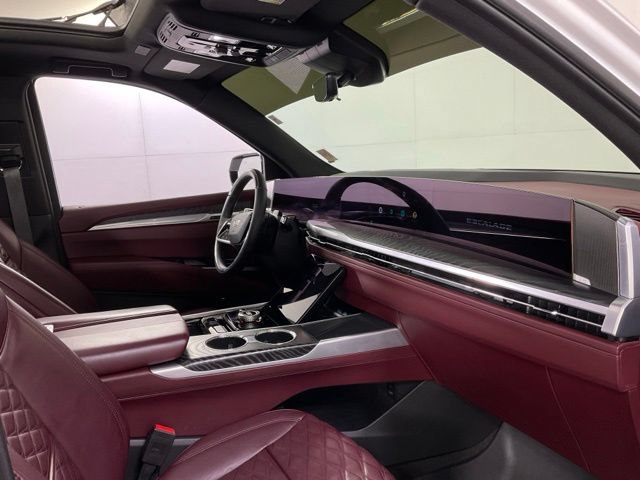 Certified 2025 Cadillac Escalade Sport w/ Touring Package AWD/4WD image 28