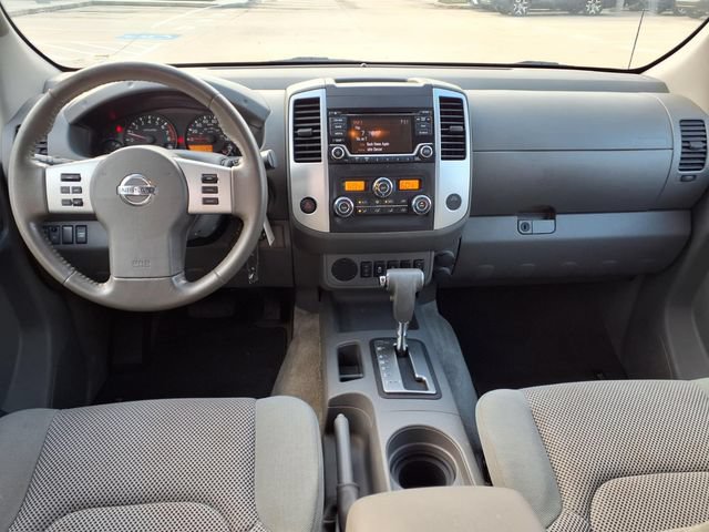 Used 2016 Nissan Frontier SV w/ SV Value Truck Package RWD image 5