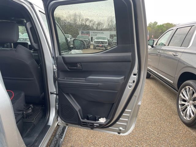 Used 2025 Toyota Tacoma SR image 9