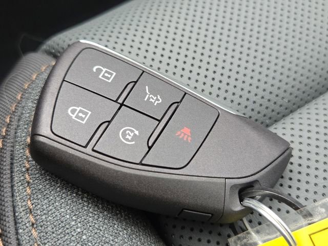 New 2026 GMC Terrain AT4 w/ Convenience Package III image 38