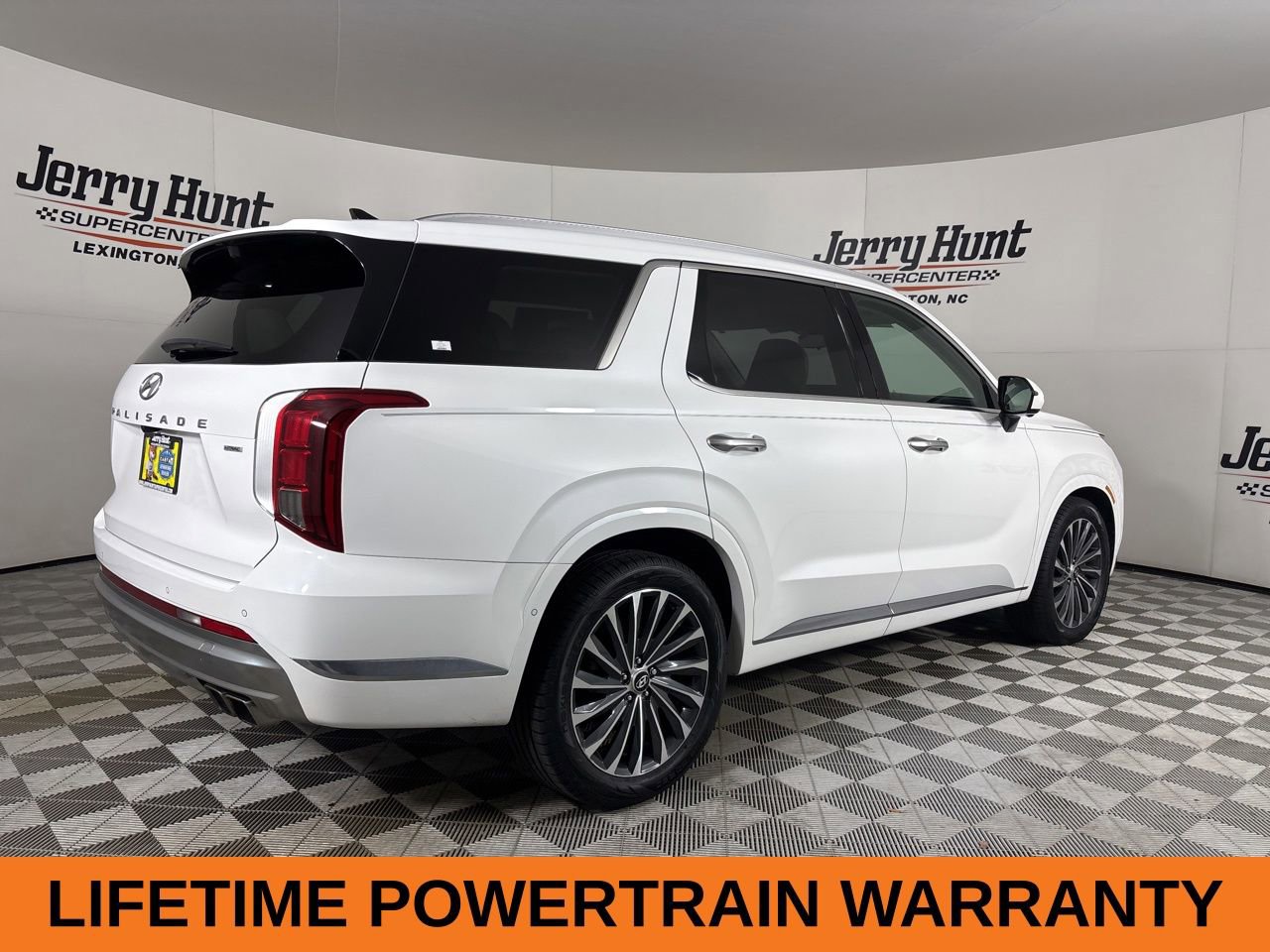 Used 2023 Hyundai Palisade Calligraphy w/ Cargo Package image 5