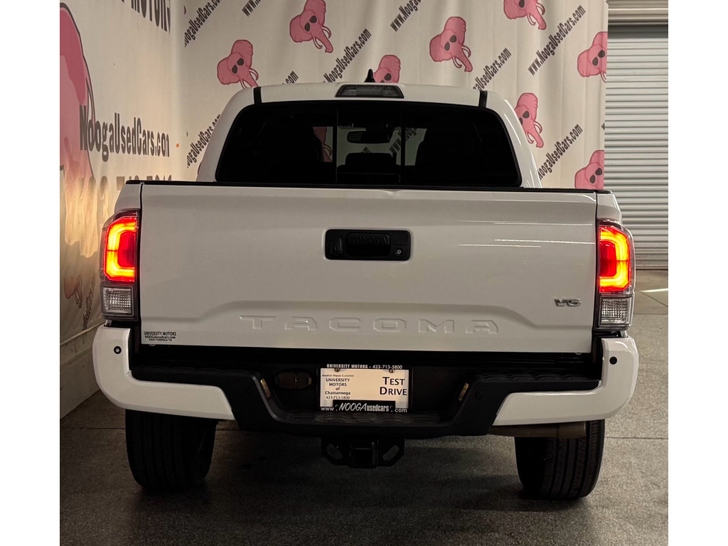 Used 2020 Toyota Tacoma TRD Sport w/ TRD Premium Sport Package image 11