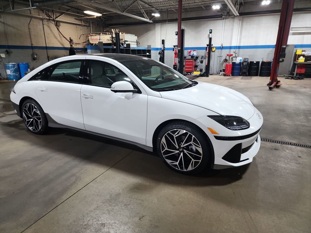 New 2025 Hyundai Ioniq 6 Limited image 10