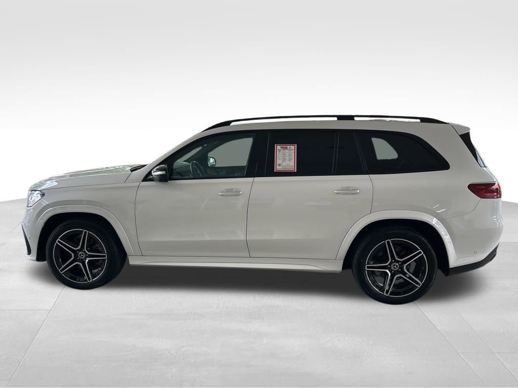 Used 2025 Mercedes-Benz GLS 450 4MATIC image 7
