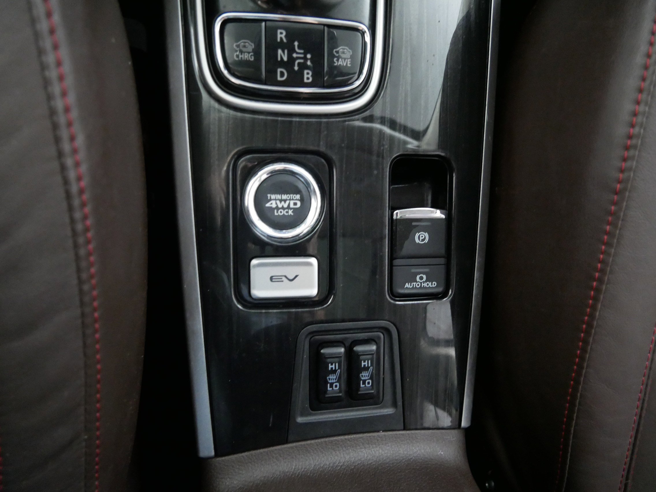 Used 2018 Mitsubishi Outlander GT image 30