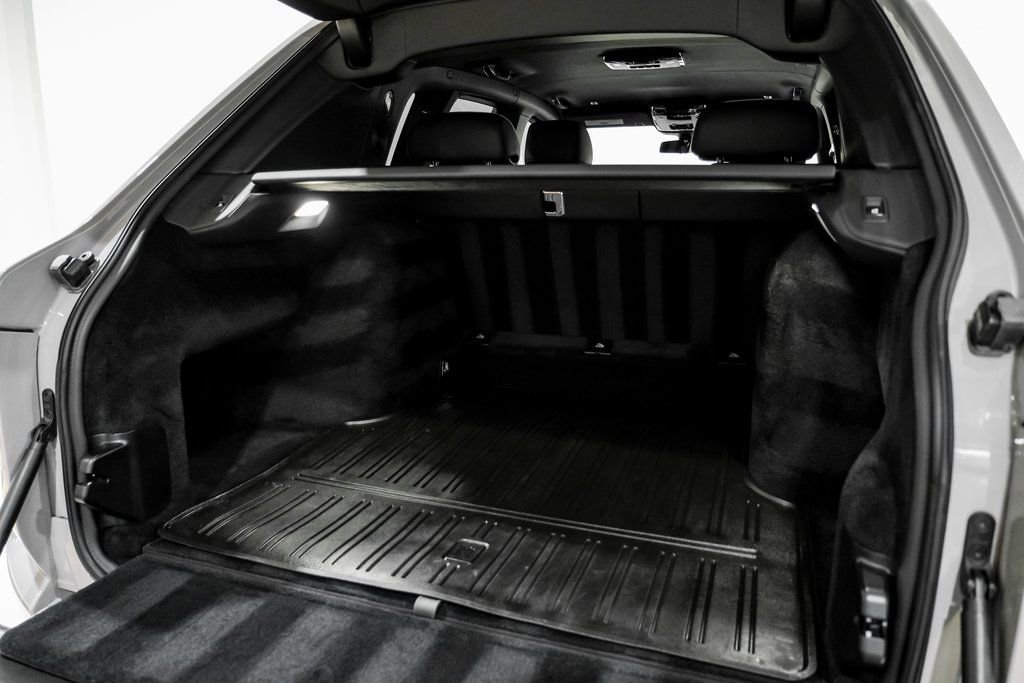 Used 2023 Rolls-Royce Cullinan Black Badge w/ Driver's Package image 70