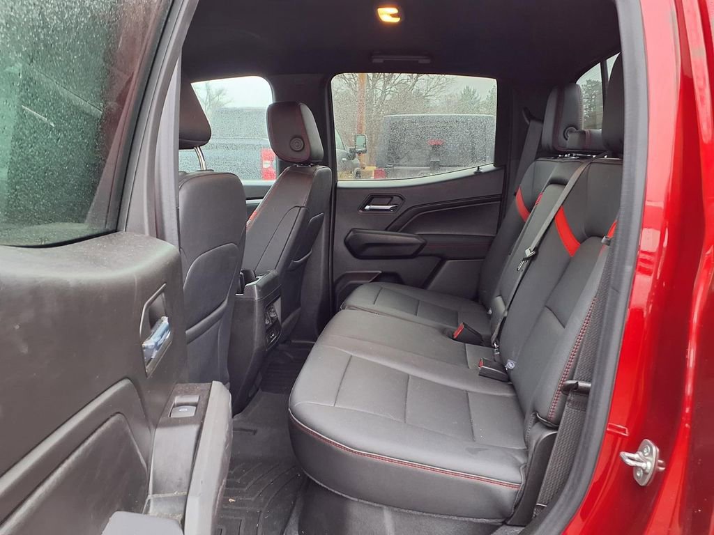 Used 2024 Chevrolet Colorado Z71 w/ Z71 Convenience Package 2 image 11