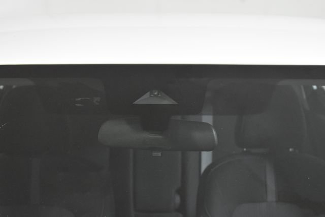 Certified 2022 Nissan Sentra SV w/ Trunk Package FWD image 35
