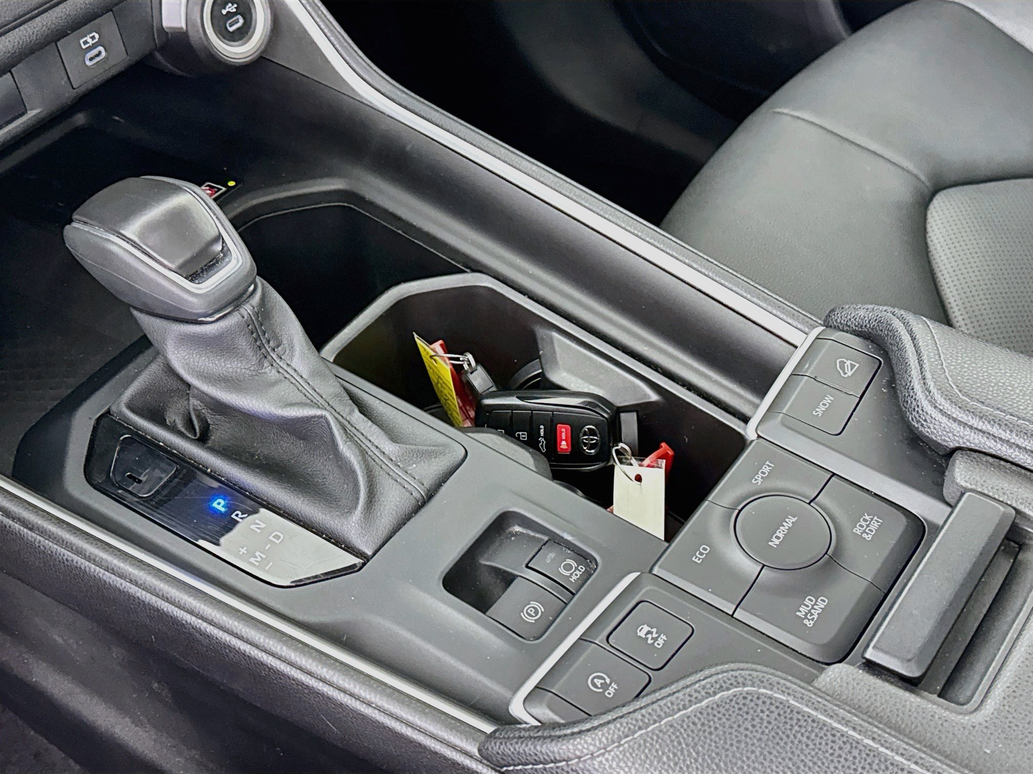 Certified 2025 Toyota Grand Highlander AWD image 16