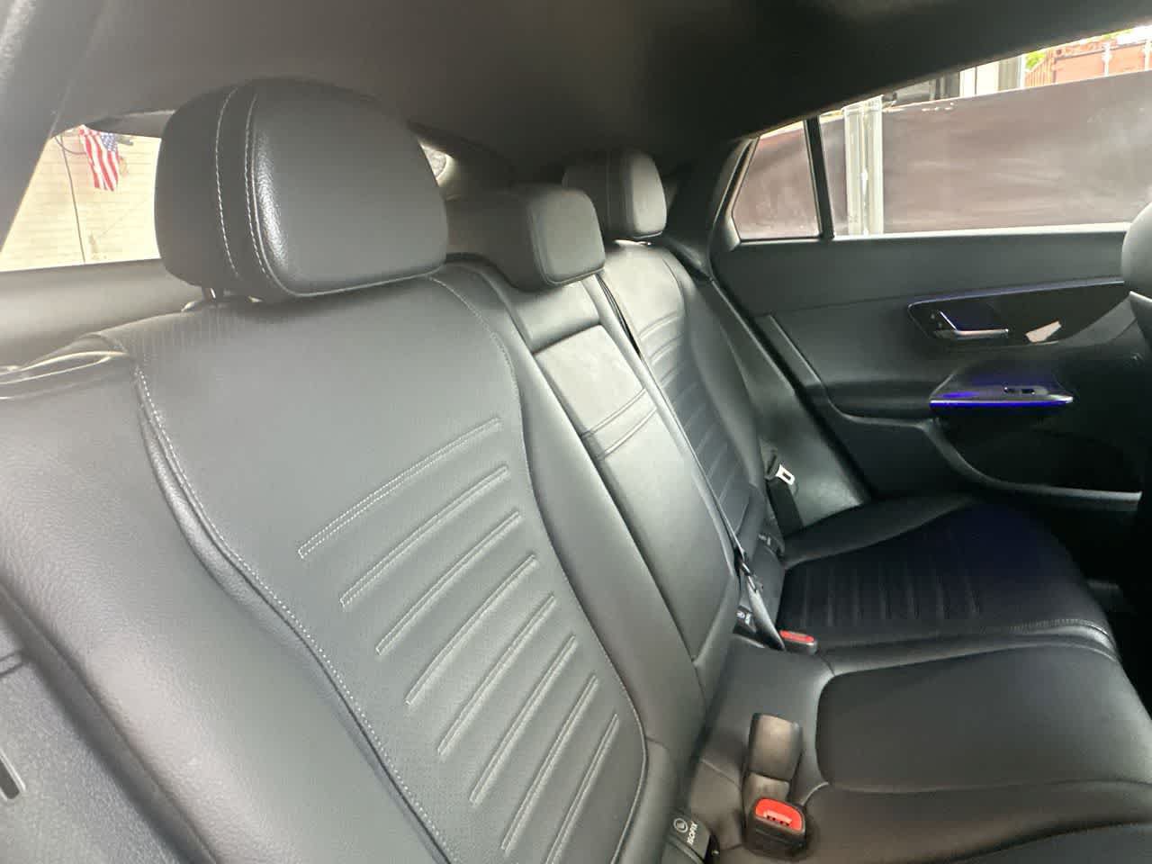 Used 2025 Mercedes-Benz GLC 300 4MATIC w/ AMG Line image 26