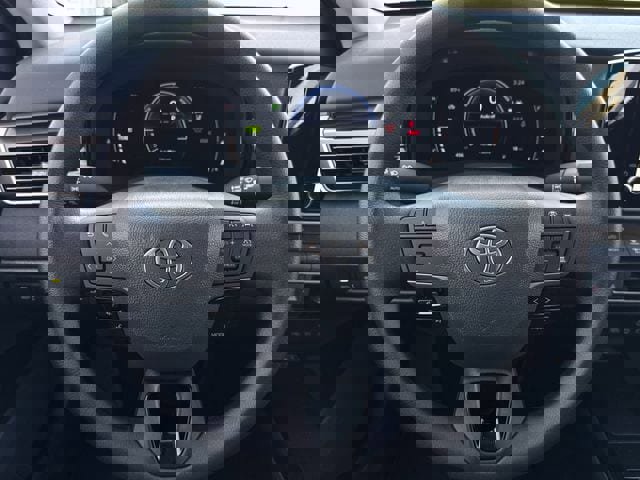 Used 2026 Toyota Camry LE w/ Convenience Package image 13