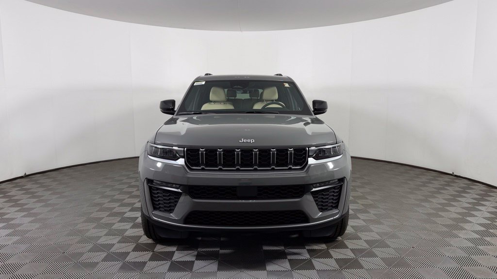 New 2027 Jeep Grand Cherokee L Limited AWD/4WD image 2