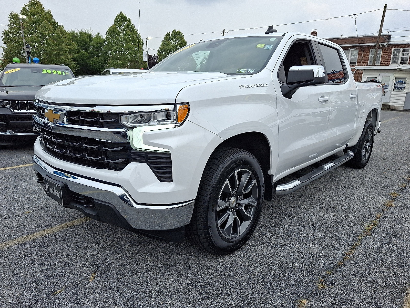 Used 2023 Chevrolet Silverado 1500 LT video 1