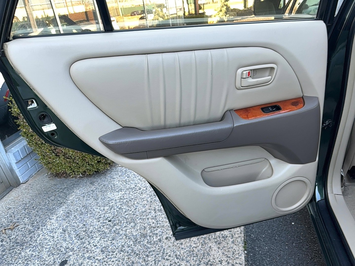 Used 2000 Lexus RX 300 4WD image 16