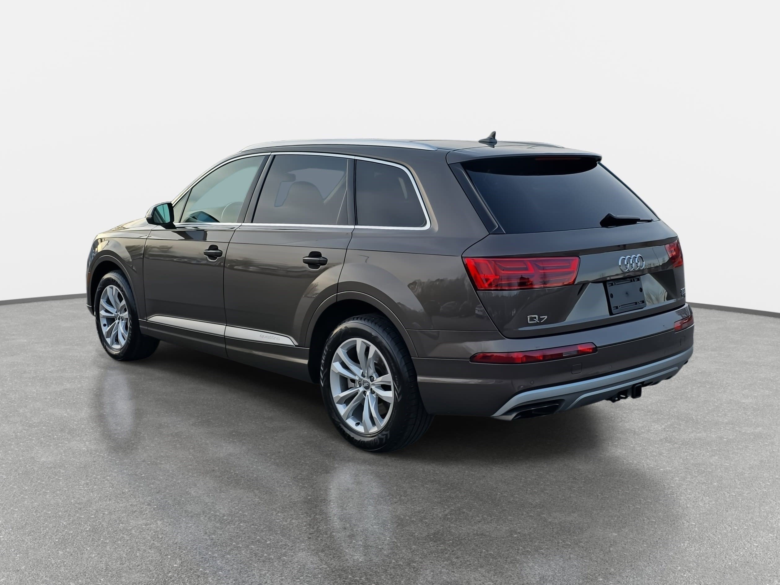 Used 2018 Audi Q7 3.0T Premium Plus w/ Premium Plus Package image 7