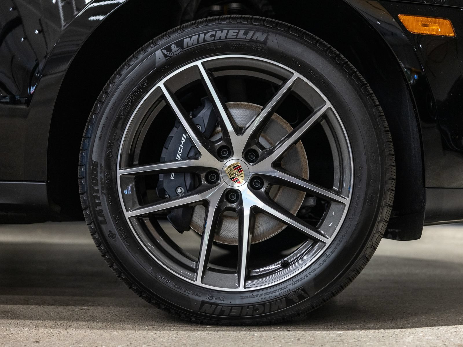 Certified 2026 Porsche Macan AWD/4WD image 20
