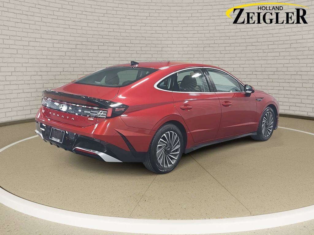 Certified 2025 Hyundai Sonata SEL image 5