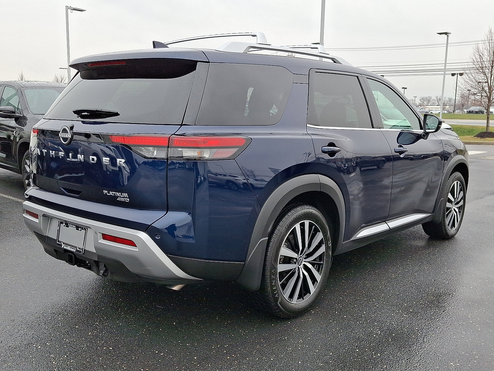 Used 2024 Nissan Pathfinder Platinum image 6
