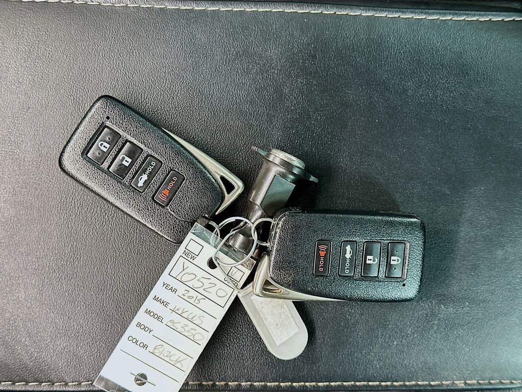 Used 2015 Lexus ES 350 w/ Luxury Package image 34