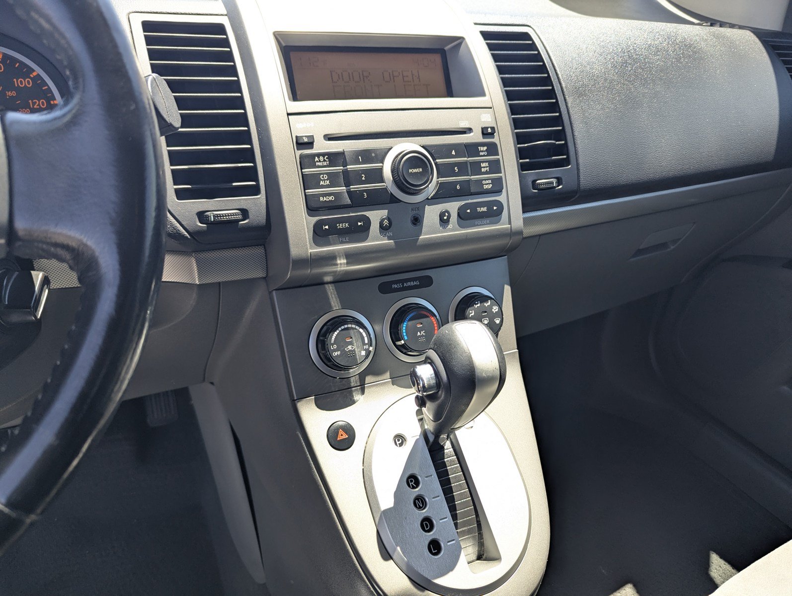 Used 2009 Nissan Sentra 2.0 S FE+ w/ Convenience Plus Pkg FWD image 10
