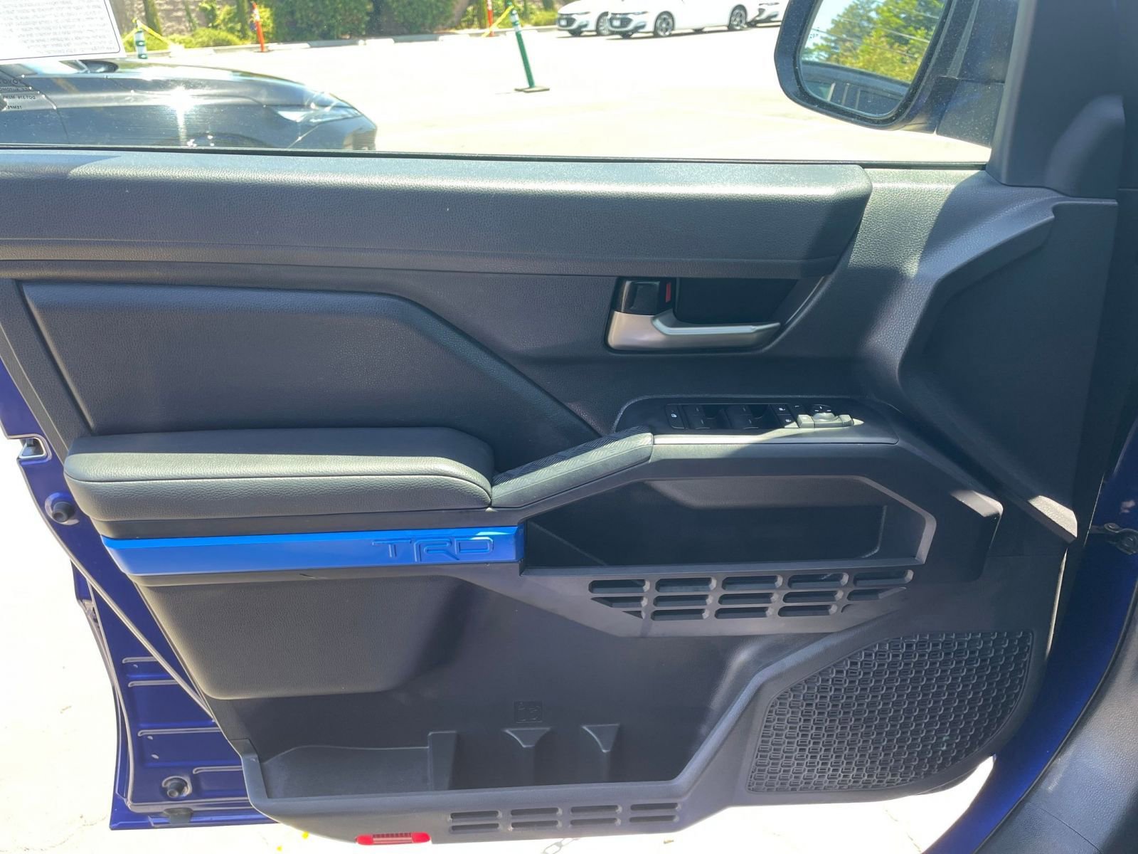 Used 2024 Toyota Tacoma TRD Sport image 21